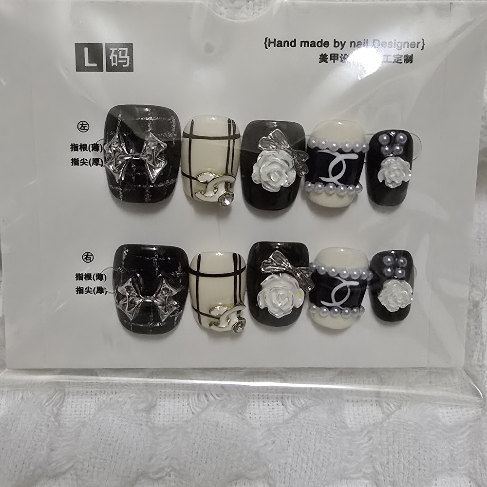 Black and White Nail Art Set